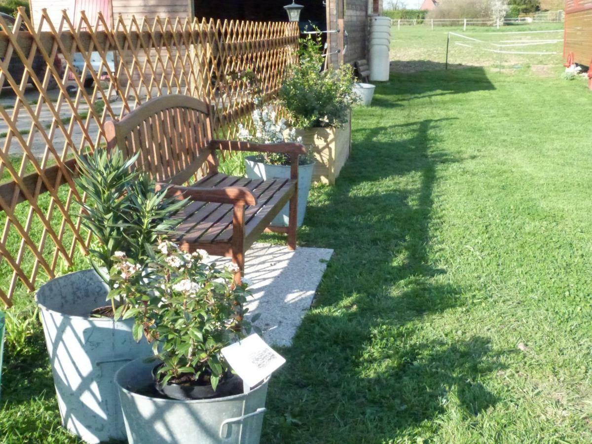 Laroulottedubec Vila Malleville-sur-le-Bec Exterior foto
